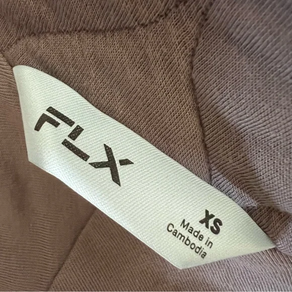 Women's FLX Cropped Quilted Jacket NWT Size XS Truffle - Picture 11 of 15